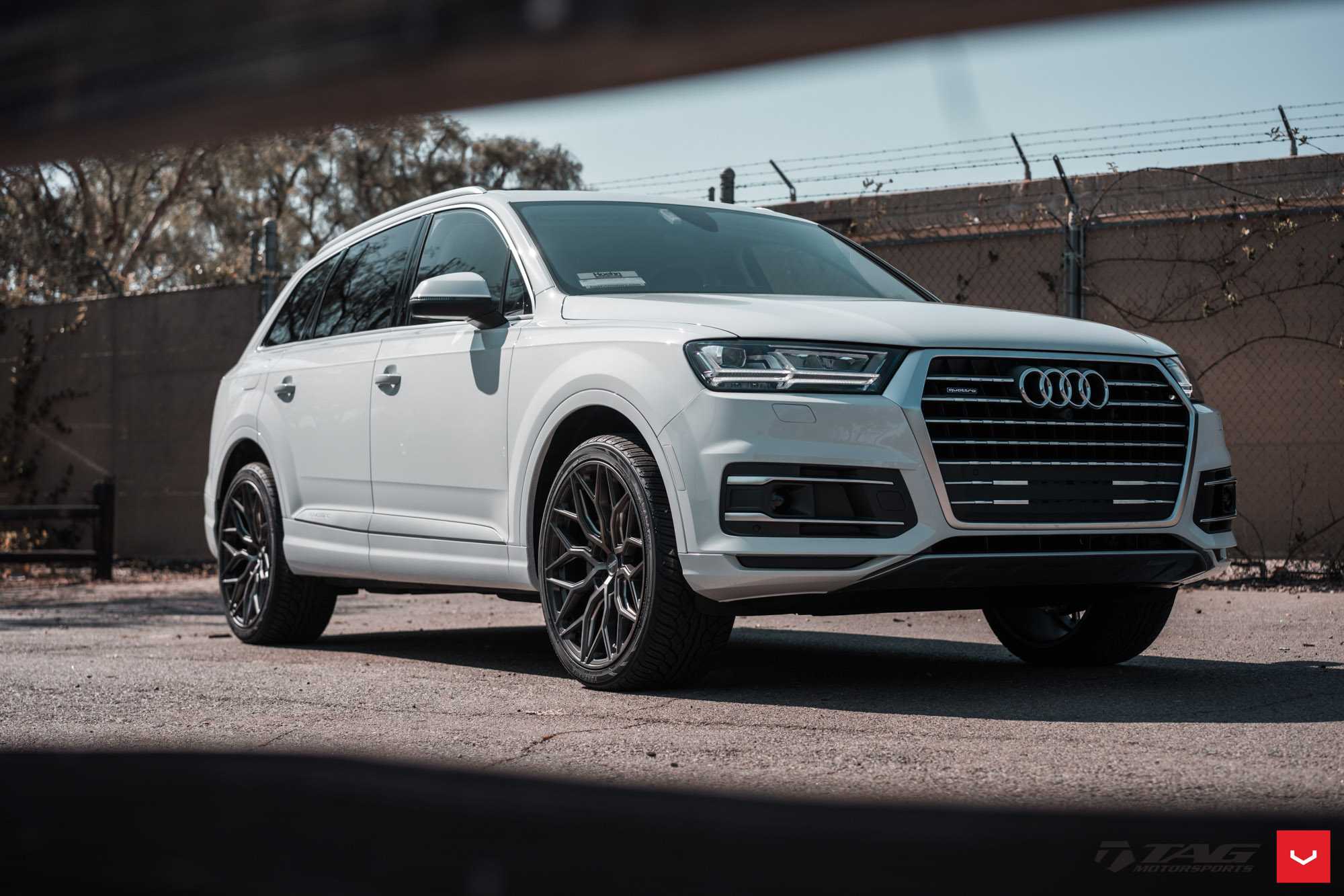 The new 2023 audi q7 family sports suv review | audi car usa