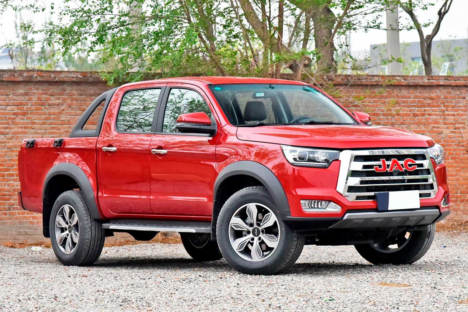 Новый герой дорог: jac t8 pro 2023 - воплощение силы и функциональности на российском автомобильном рынке