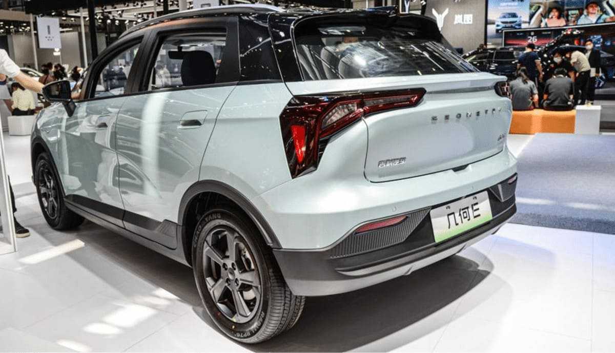 Обзор нового электрического седана Geely Geometry A 2022 года: фото, цены в России, старт продаж, характеристики, фото, запас хода и видео тест-драйв