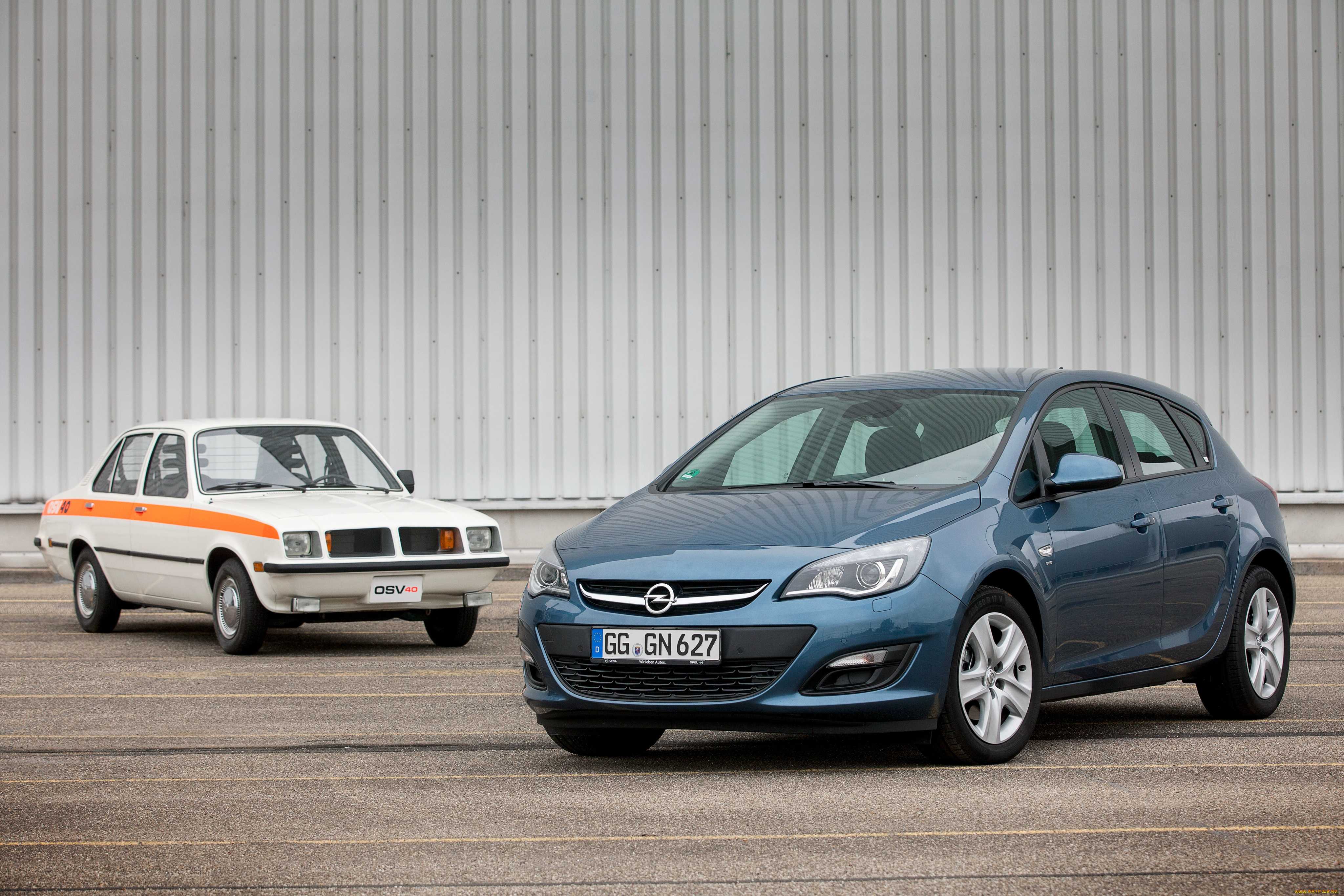 В 2021-м началось производство нового поколения Opel Astra c индексом L Кроме логотипа она не имеет ничего общего с автомобилем прошлой генерации, новая модель 2022 года построена на французской платформе и является техническим близнецом Peugeot 308