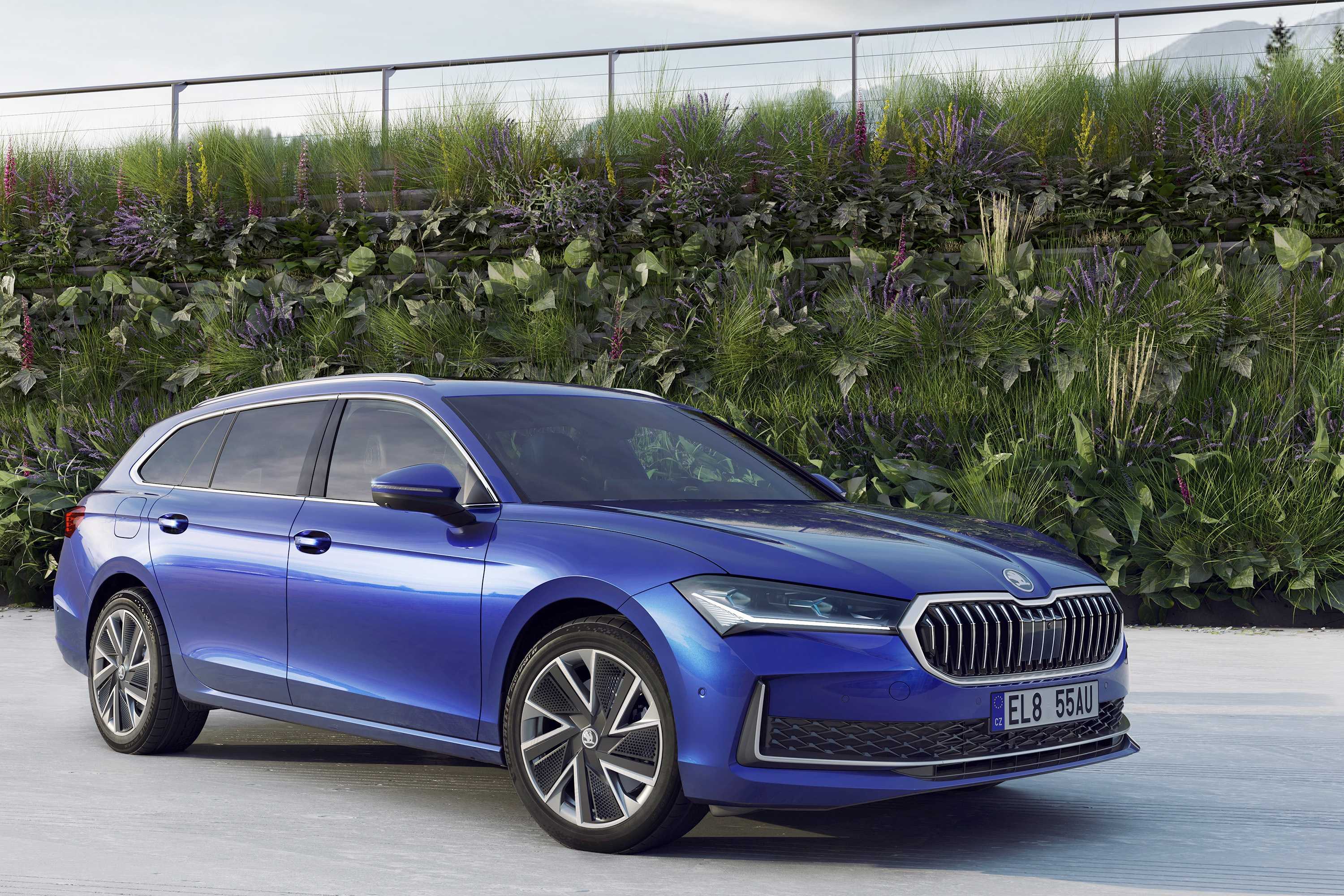 Skoda superb 2024 (4) нового поколения: дебют в камуфляже. фото и дата выхода