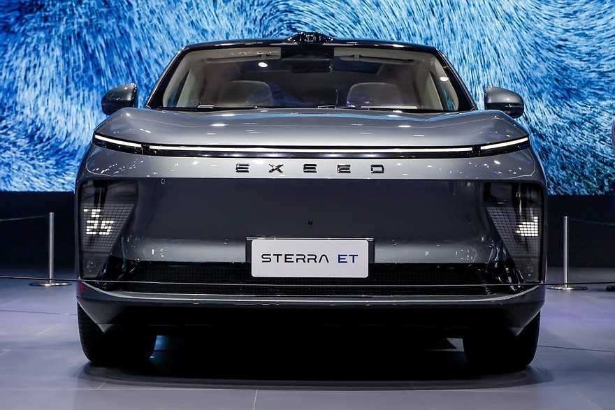 Exeed завезет в россию два новых электромобиля суббренда exlantix