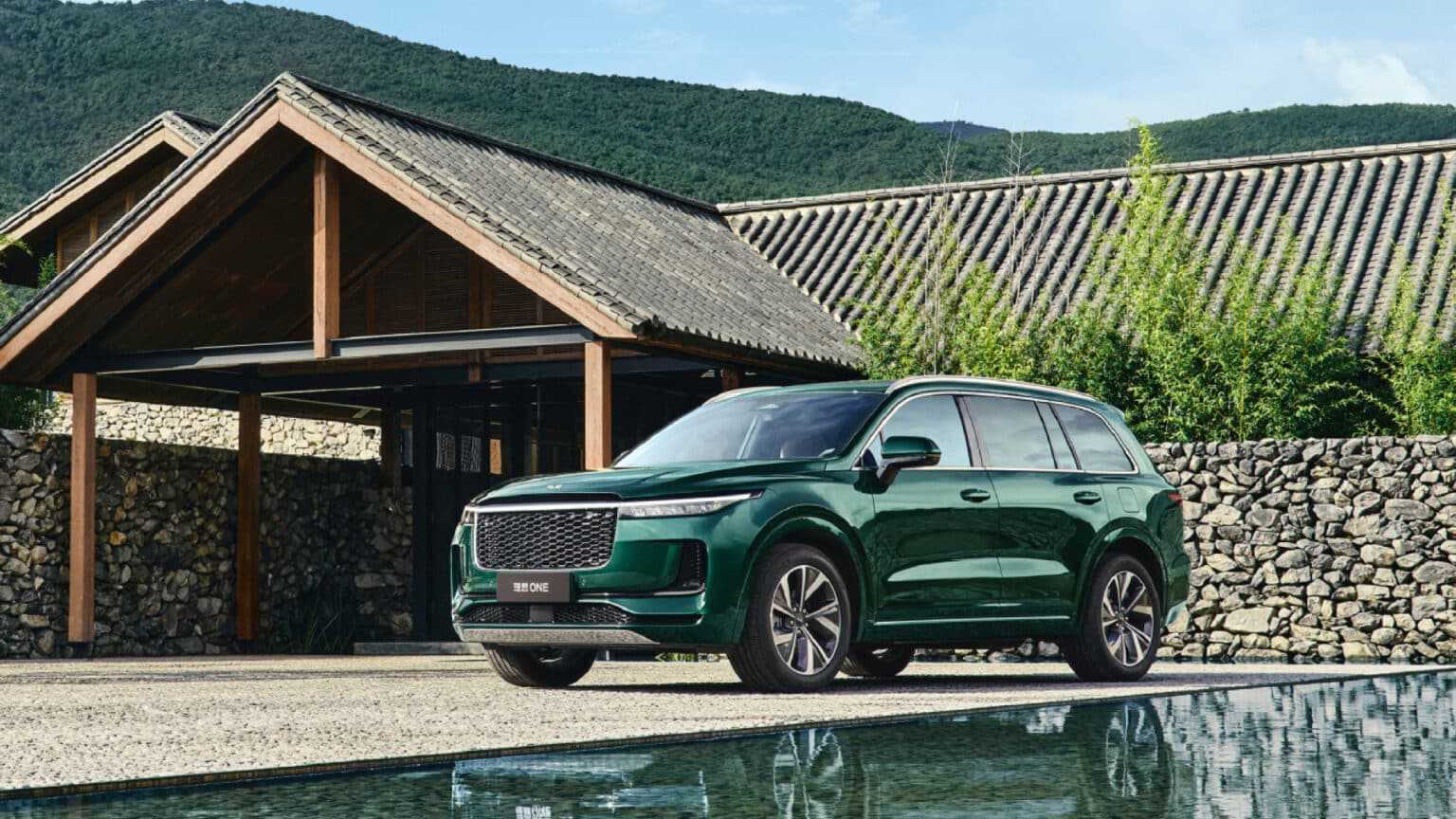 Polestones 01 2023: китайский внедорожник с дизайном pininfarina, как каменный гость роскоши