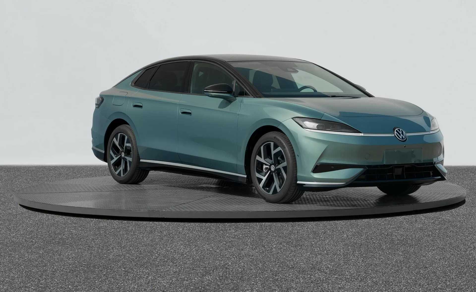 Omoda S5 - вторая модель молодой китайской марки на нашем рынке На этот раз российской публике представлен седан C-класса, конкурент таким авто, как Kia