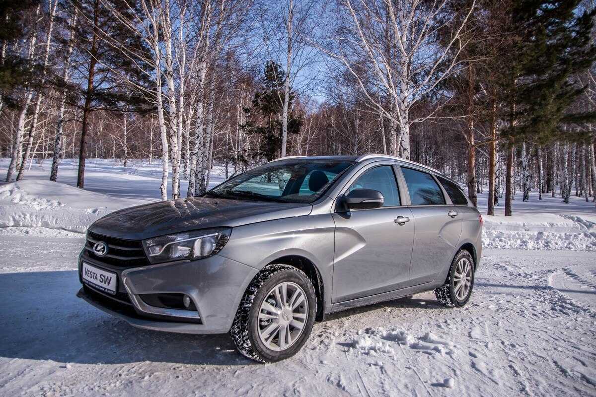 Новая lada vesta sw cross 2021: один из лучших универсалов в россии с внушительным клиренсом