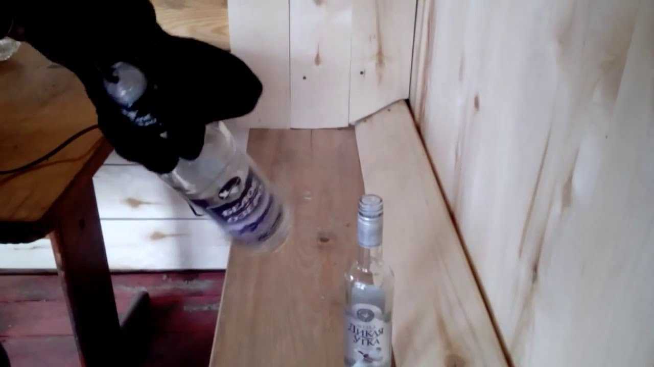 Как залить жидкость в бутылку через дозатор