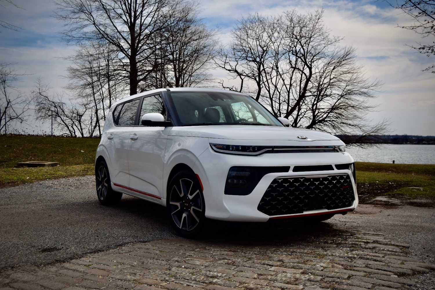 Подмечаем нерешённые проблемы нового кроссовера kia soul — драйв