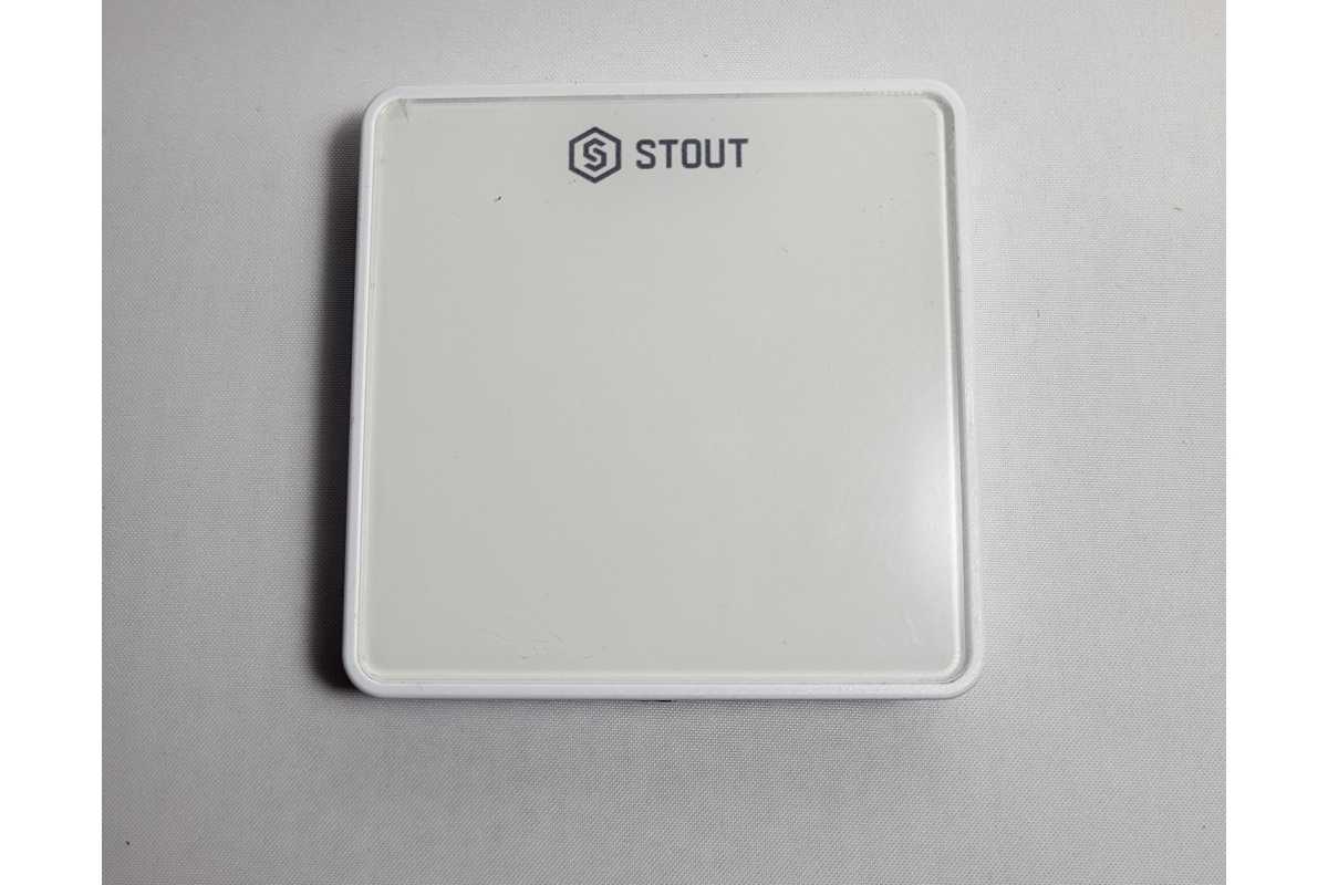Sti 0101 008000 stout беспроводной контроллер термостатических клапанов l8e