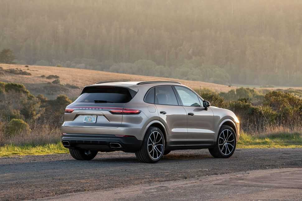 2023 porsche cayenne interior with new driver experience revealed ahead of debut on april 18 - zigwheels