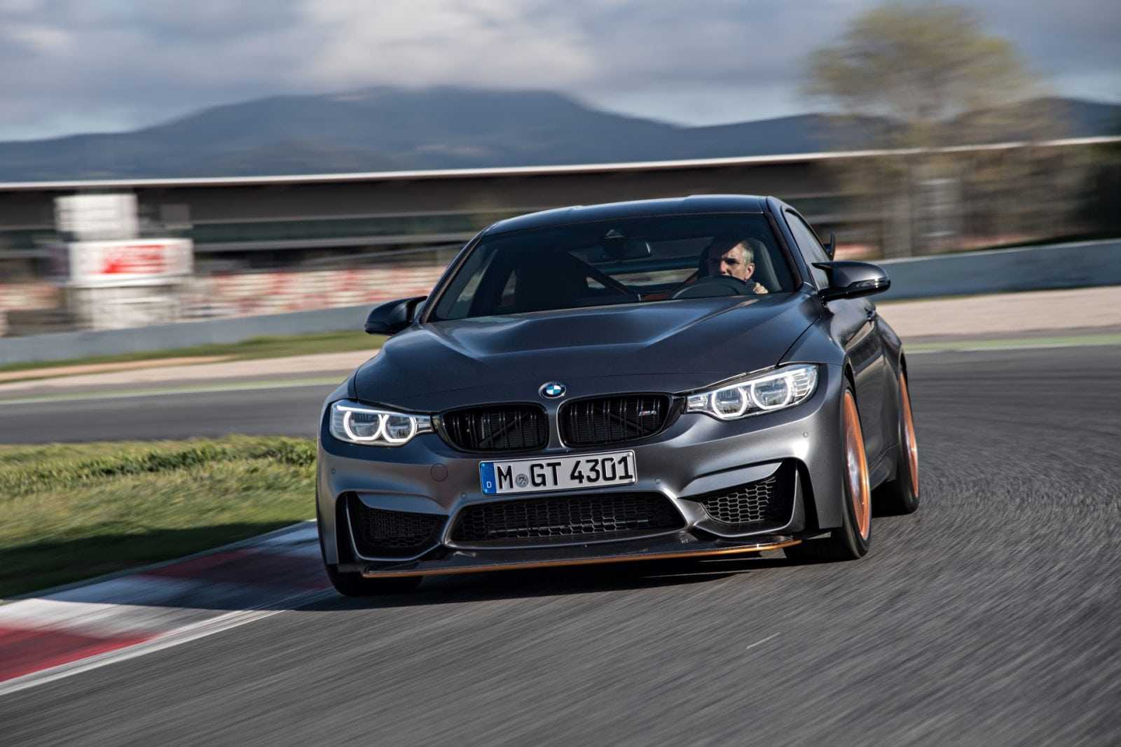 Обзор bmw m3 competition 2021