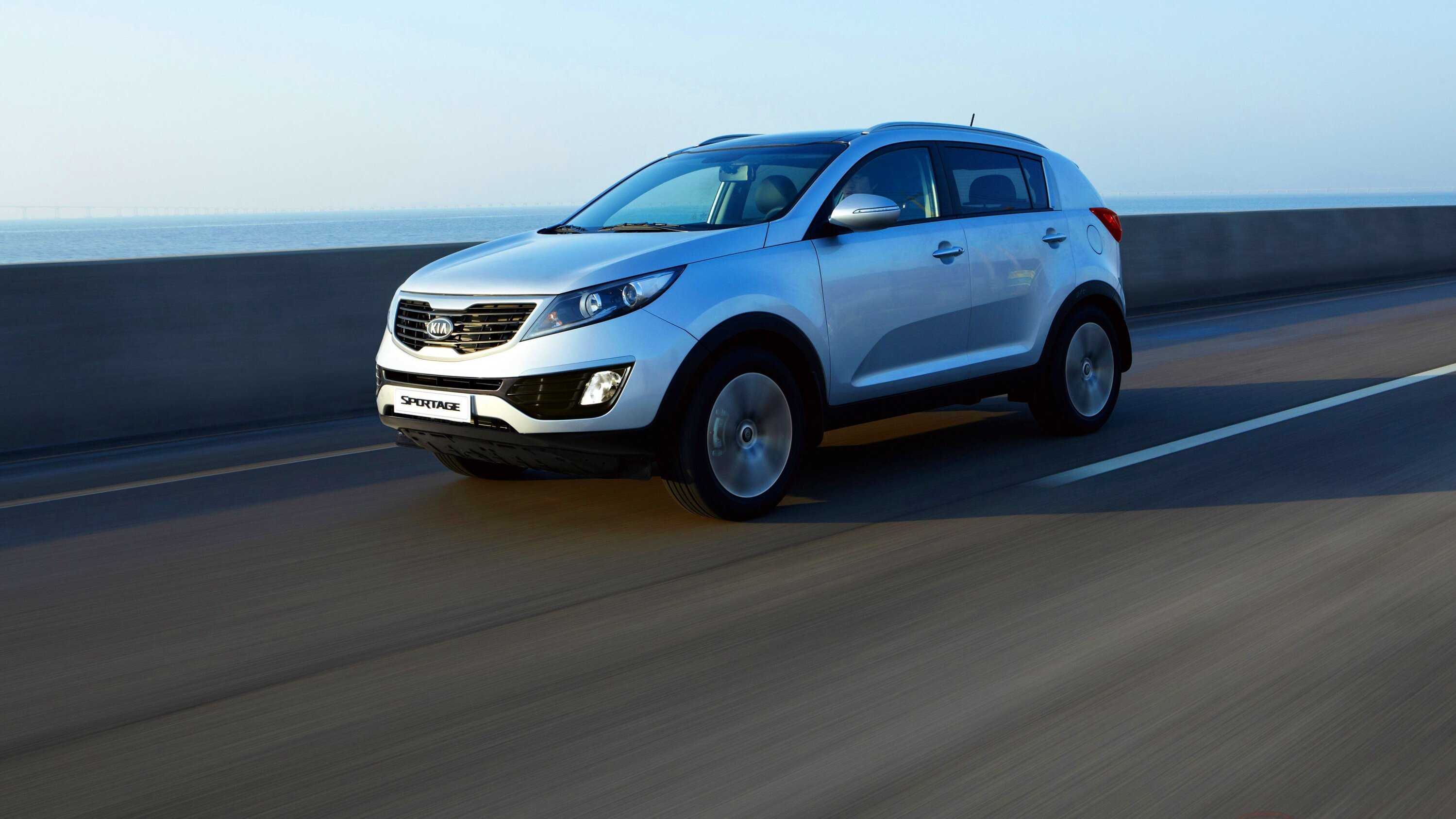 Kia - полный каталог моделей, характеристики, отзывы на все автомобили kia (киа)