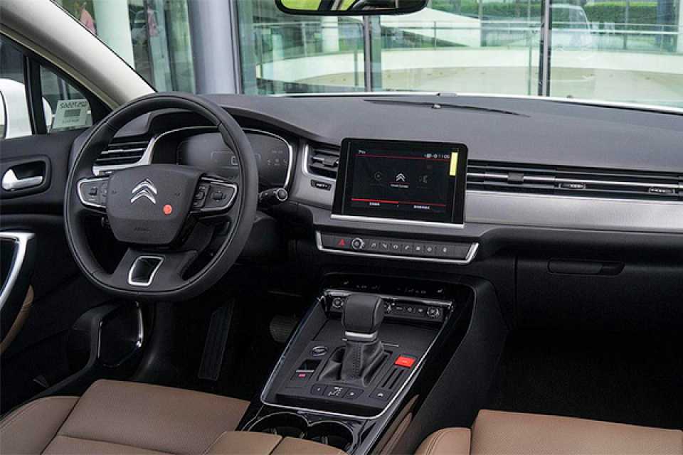 Обзор citroen c5 x 2023: частично внедорожник, частично универсал и интересная альтернатива subaru outback!