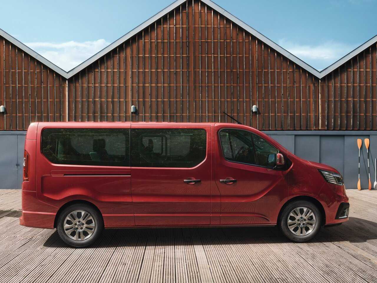 Обзор микроавтобуса Renault Trafic 2021 модельного года, комплектации и цены, фото, технические характеристики и видео тест-драйв новой модели