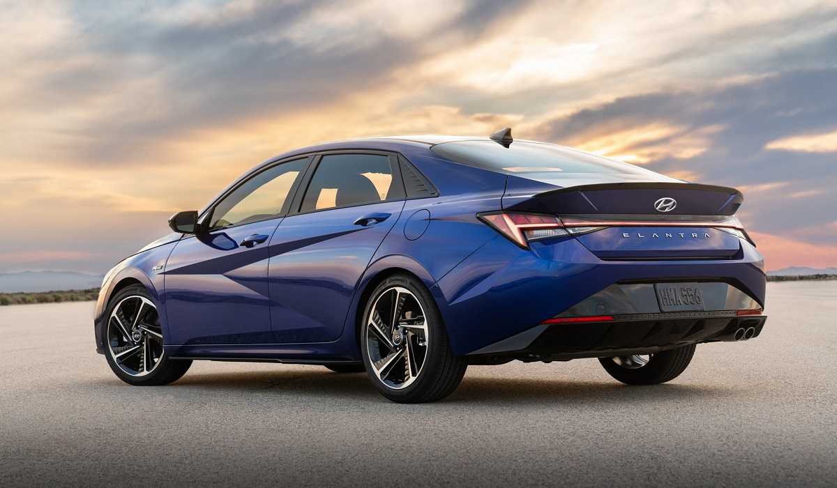 The 2023 hyundai elantra n is a fine tuned enthusiast's bargain