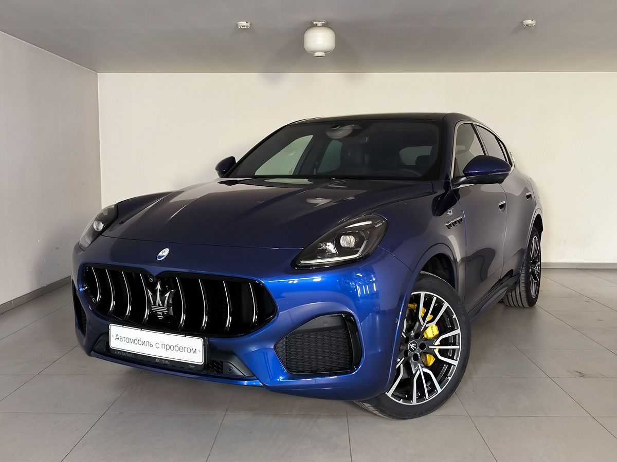 Премиум-бренд Maserati, принадлежащий концерну Stellantis, представил свой среднеразмерный кроссовер Grecale Грекале - один из средиземноморских