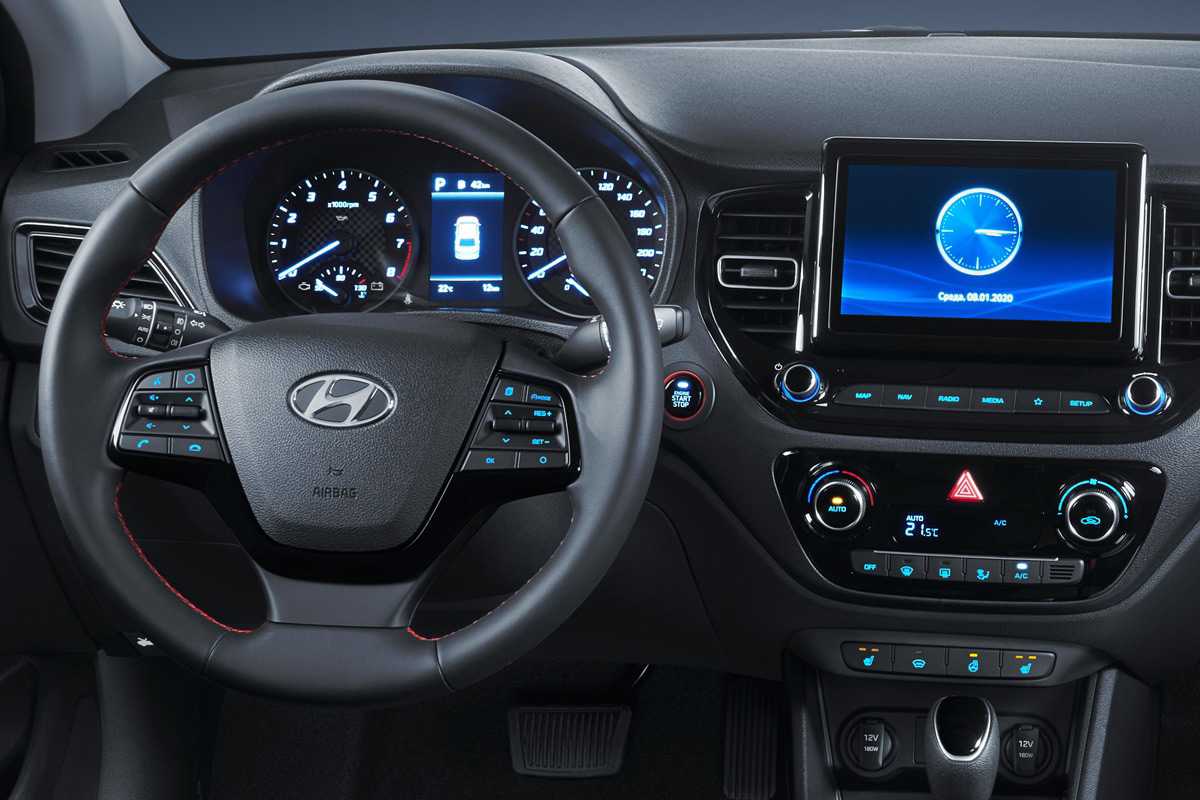 Hyundai azera interior & exterior images