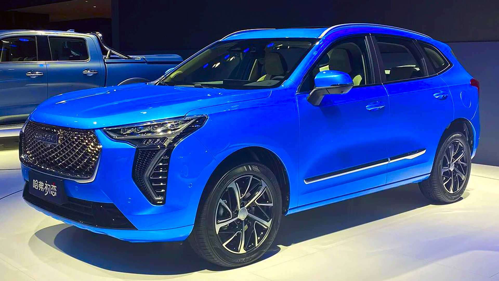 Впервые субкомпактный кроссовер Haval Jolion был представлен в начале двадцать первого под именем Chulian по-китайски Первая любовь, сменив на